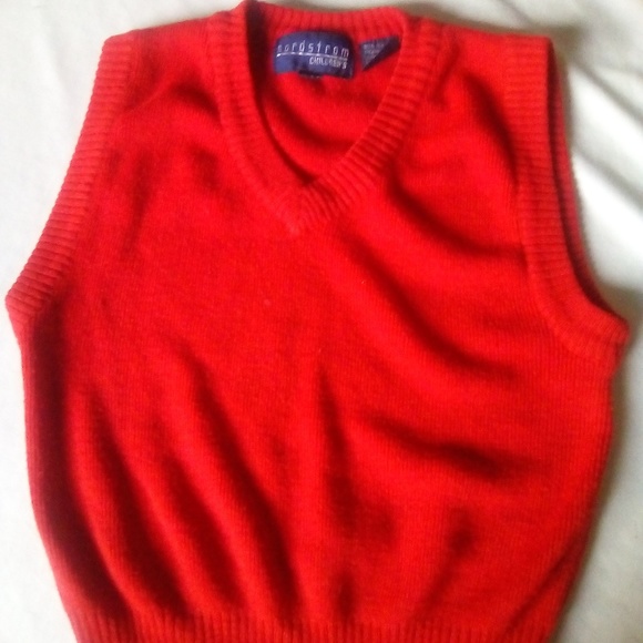 Nordstrom Other - Children's Unisex 100% Acrylic Pull Over Vest